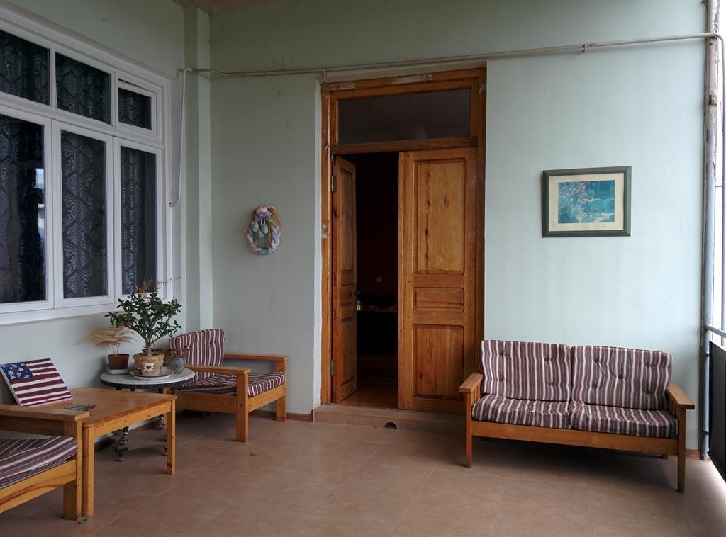 Guesthouse Natali Telavi Bilik gambar